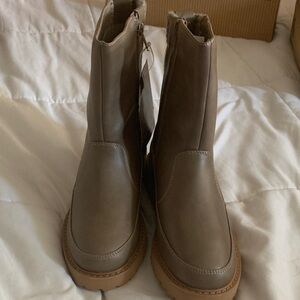 Brown girls  Boots